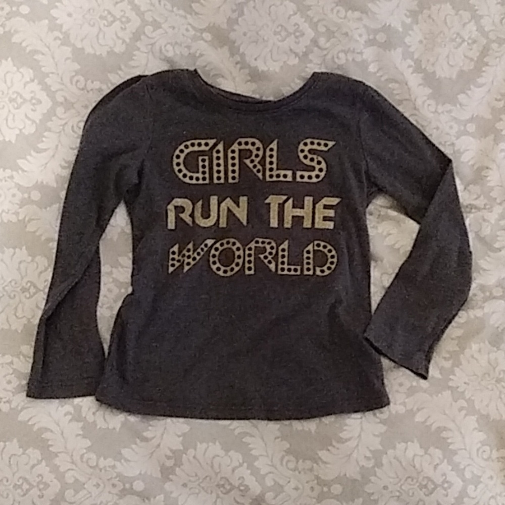 Girls long sleeve graphic tee